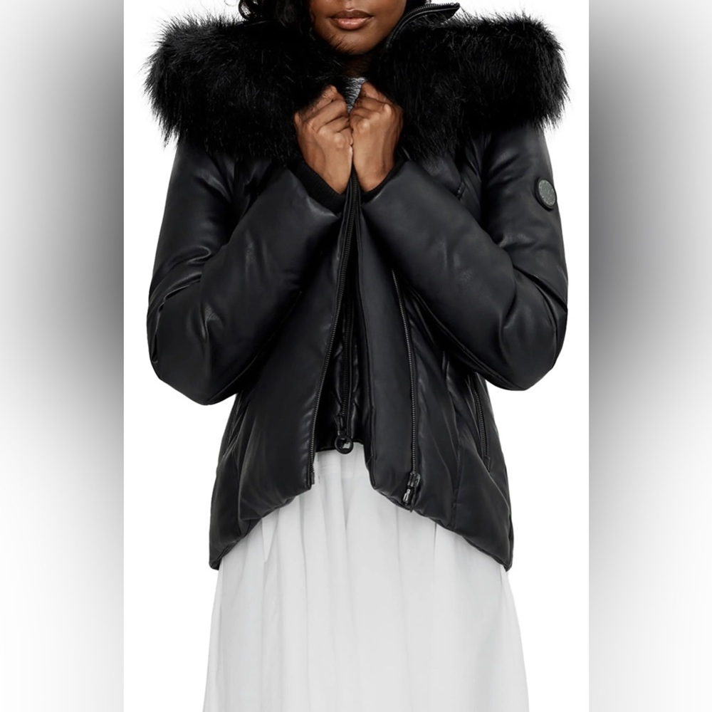 NOIZE NWOT Gisele-X Vegan Leather Heavyweight Faux Fur Trim Jacket Medium